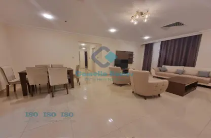Living / Dining Room image for: Apartment - 3 Bedrooms - 3 Bathrooms for rent in Fereej Abdul Aziz - Fereej Abdul Aziz - Doha, Image 1