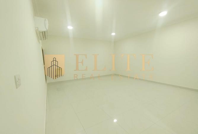 936821 - Property Image 3