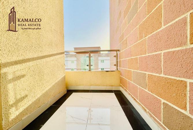 954909 - Property Image 2