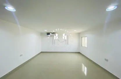 Villa - Studio - 1 Bathroom for rent in Al Maamoura - Al Maamoura - Doha