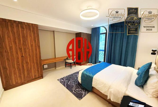 989204 - Property Image 2