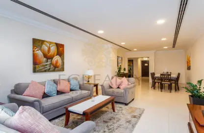 Apartment - 2 Bedrooms - 2 Bathrooms for rent in Riviera Residences - Fereej Bin Mahmoud South - Fereej Bin Mahmoud - Doha