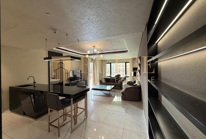 989903 - Property Image 2