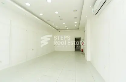 Shop - Studio - 1 Bathroom for rent in Muaither Area - Al Rayyan - Doha