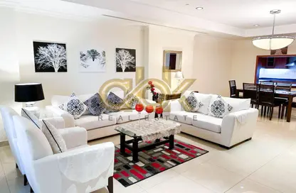 Apartment - 1 Bedroom - 2 Bathrooms for rent in East Porto Drive - Porto Arabia - The Pearl Island - Doha