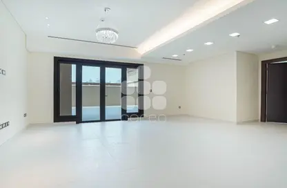 Apartment - 3 Bedrooms - 4 Bathrooms for rent in Tower 22 - Porto Arabia - The Pearl Island - Doha
