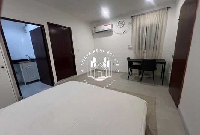 956714 - Property Image 2