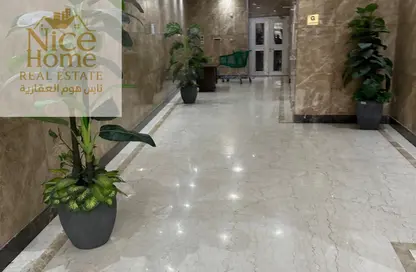 Apartment - 2 Bedrooms - 2 Bathrooms for rent in Fereej Bin Mahmoud North - Fereej Bin Mahmoud - Doha