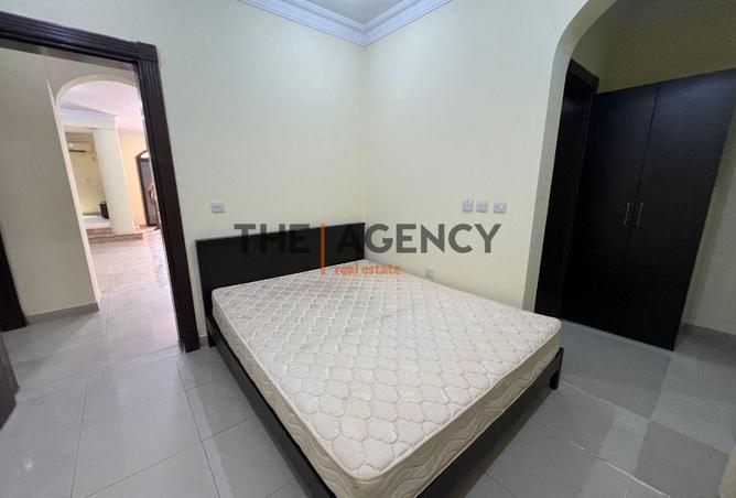 949594 - Property Image 3