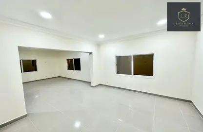 Empty Room image for: Villa - 3 Bedrooms - 3 Bathrooms for rent in Al Wakra - Al Wakra - Al Wakrah - Al Wakra, Image 1