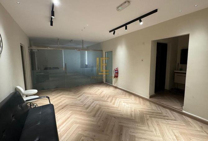 1005467 - Property Image 2