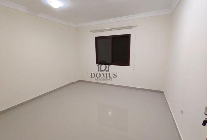 942870 - Property Image 3