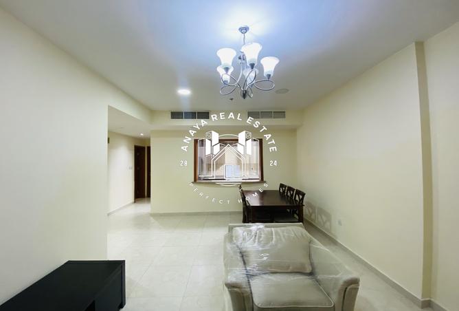 948374 - Property Image 2