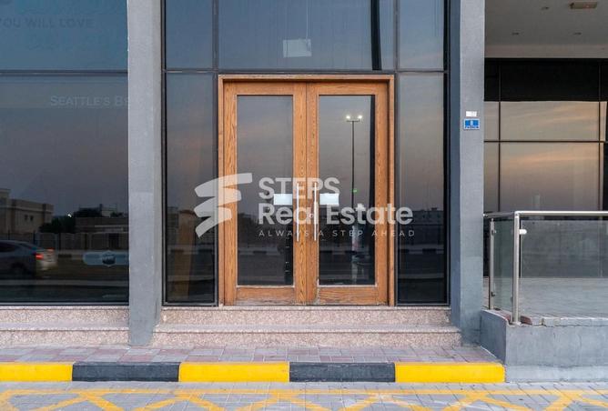 1000398 - Property Image 2