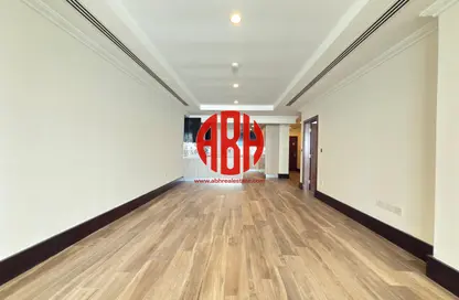 Apartment - 1 Bedroom - 2 Bathrooms for rent in Viva West - Viva Bahriyah - The Pearl Island - Doha
