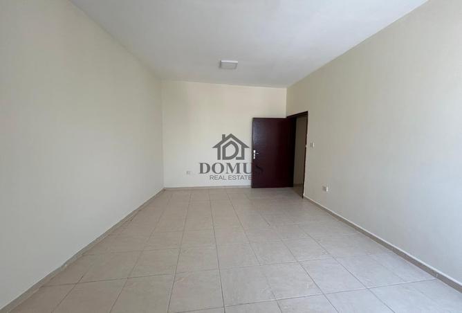 936359 - Property Image 2