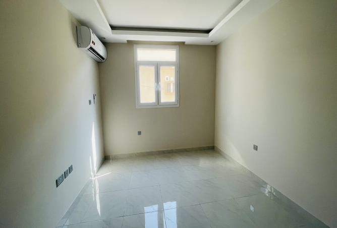 952726 - Property Image 3