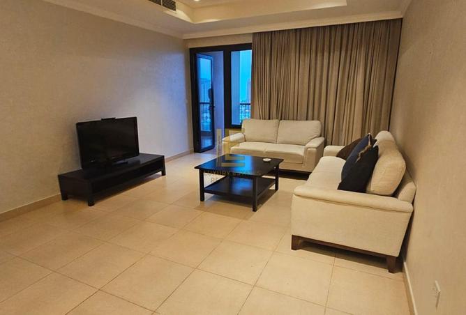 974217 - Property Image 3