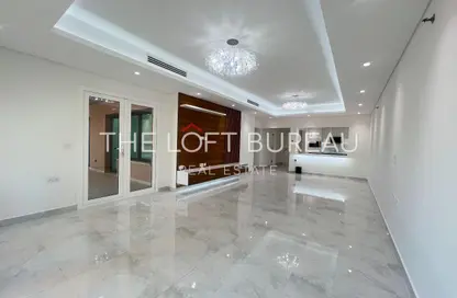 Apartment - 2 Bedrooms - 3 Bathrooms for sale in East Porto Drive - Porto Arabia - The Pearl Island - Doha