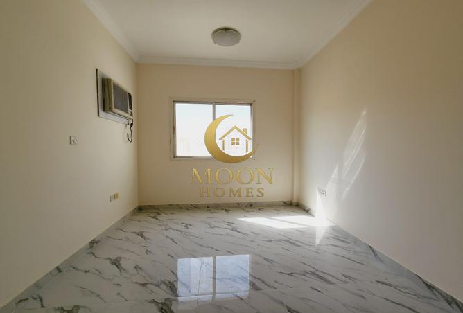 972037 - Property Image 3