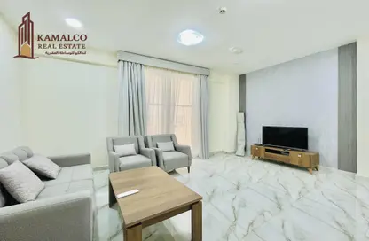 Apartment - 1 Bedroom - 2 Bathrooms for rent in Umm Ghuwailina 4 - Umm Ghuwailina - Doha