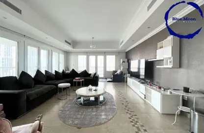 Apartment - 3 Bedrooms - 4 Bathrooms for sale in East Porto Drive - Porto Arabia - The Pearl Island - Doha