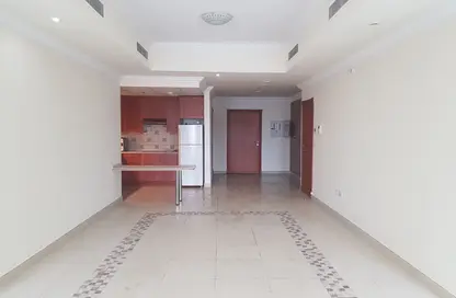 Apartment - 1 Bathroom for rent in Porto Arabia - The Pearl Island - Doha