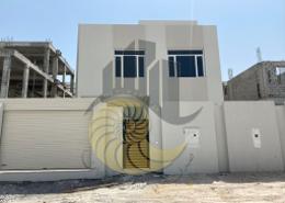 فيلا - 6 غرف نوم - 5 حمامات للبيع في بوابة عين خالد - بوابة عين خالد - عين خالد - الدوحة