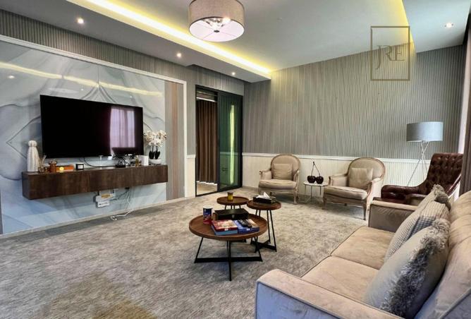 957415 - Property Image 3