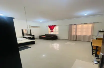 Apartment - 1 Bedroom - 1 Bathroom for rent in Ain Khalid Gate - Ain Khaled - Doha
