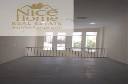 Shop - Studio - 4 Bathrooms for sale in Al Ghanim - Doha