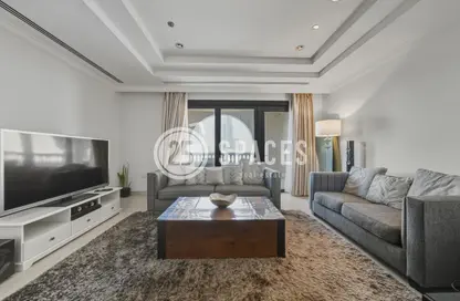 Apartment - 1 Bedroom - 2 Bathrooms for rent in West Porto Drive - Porto Arabia - The Pearl Island - Doha