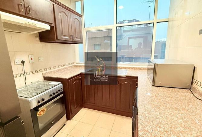 951295 - Property Image 3