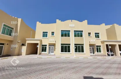 Compound - 5 Bedrooms - 5 Bathrooms for rent in Al Kheesa - Al Kheesa - Umm Salal Mohammed