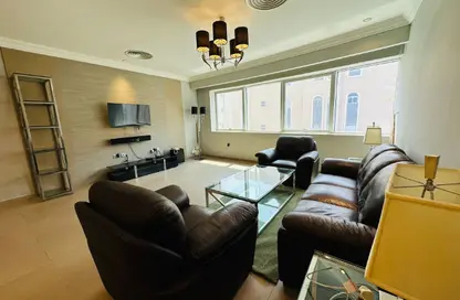Apartment - 1 Bedroom - 2 Bathrooms for rent in Al Sadd Road - Al Sadd - Doha
