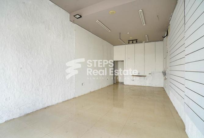 981494 - Property Image 2
