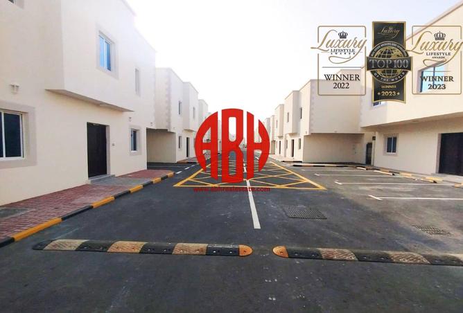 1005365 - Property Image 2