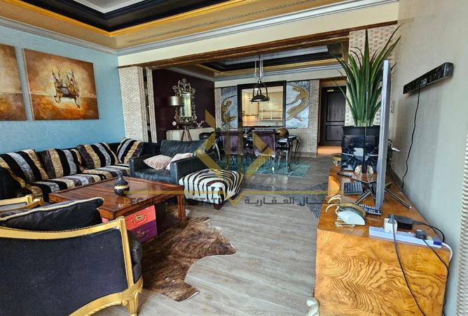 960077 - Property Image 3