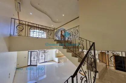 Stairs image for: Villa - 4 Bedrooms - 4 Bathrooms for rent in New Salata - Salata - Doha, Image 1