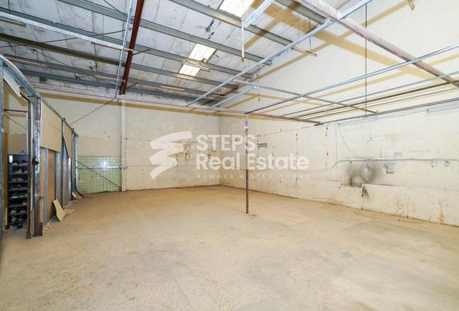 978173 - Property Image 2