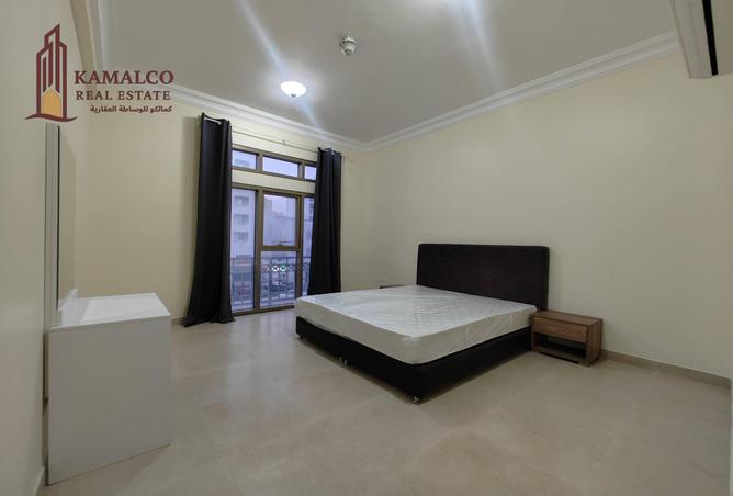 953848 - Property Image 3