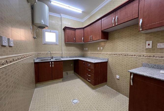 977674 - Property Image 2