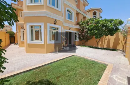 مجمع سكني - 4 غرف نوم - 5 حمامات للايجار في شارع  بو هامو - أبو هامور - الدوحة
