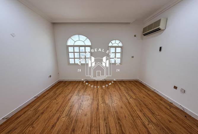 968306 - Property Image 2