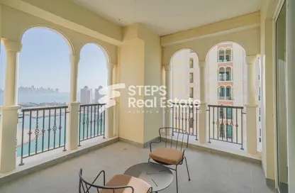 Apartment - 2 Bedrooms - 2 Bathrooms for rent in Viva West - Viva Bahriyah - The Pearl Island - Doha