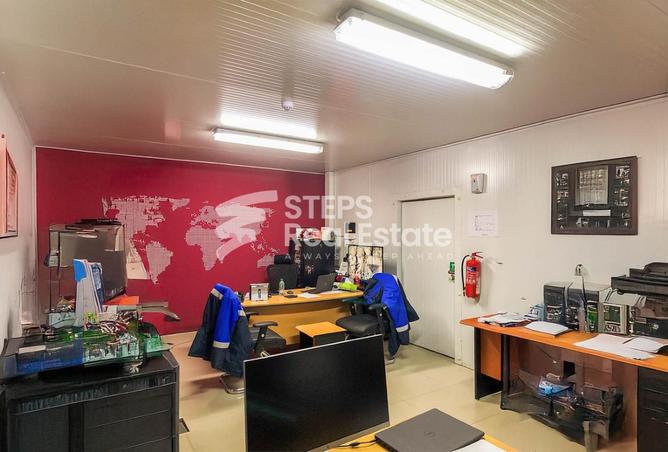 951188 - Property Image 3