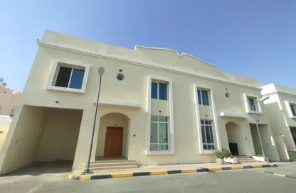 مجمع سكني - 4 غرف نوم - 3 حمامات للايجار في شارع العزيزة - العزيزية - الدوحة