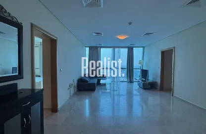 Apartment - 2 Bedrooms - 3 Bathrooms for rent in Zig Zag Towers - West Bay - Doha