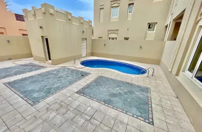 مجمع سكني - 5 غرف نوم - 5 حمامات للايجار في فلل واست باي لاغون - وست باي لاجون - بحيرة وست لاجون - الدوحة