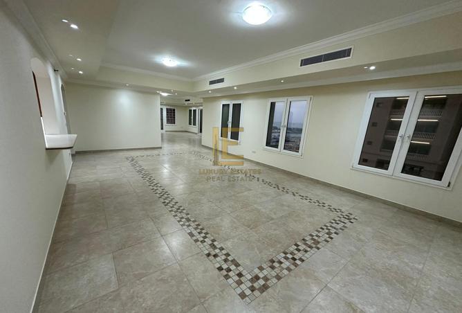 888741 - Property Main Image
